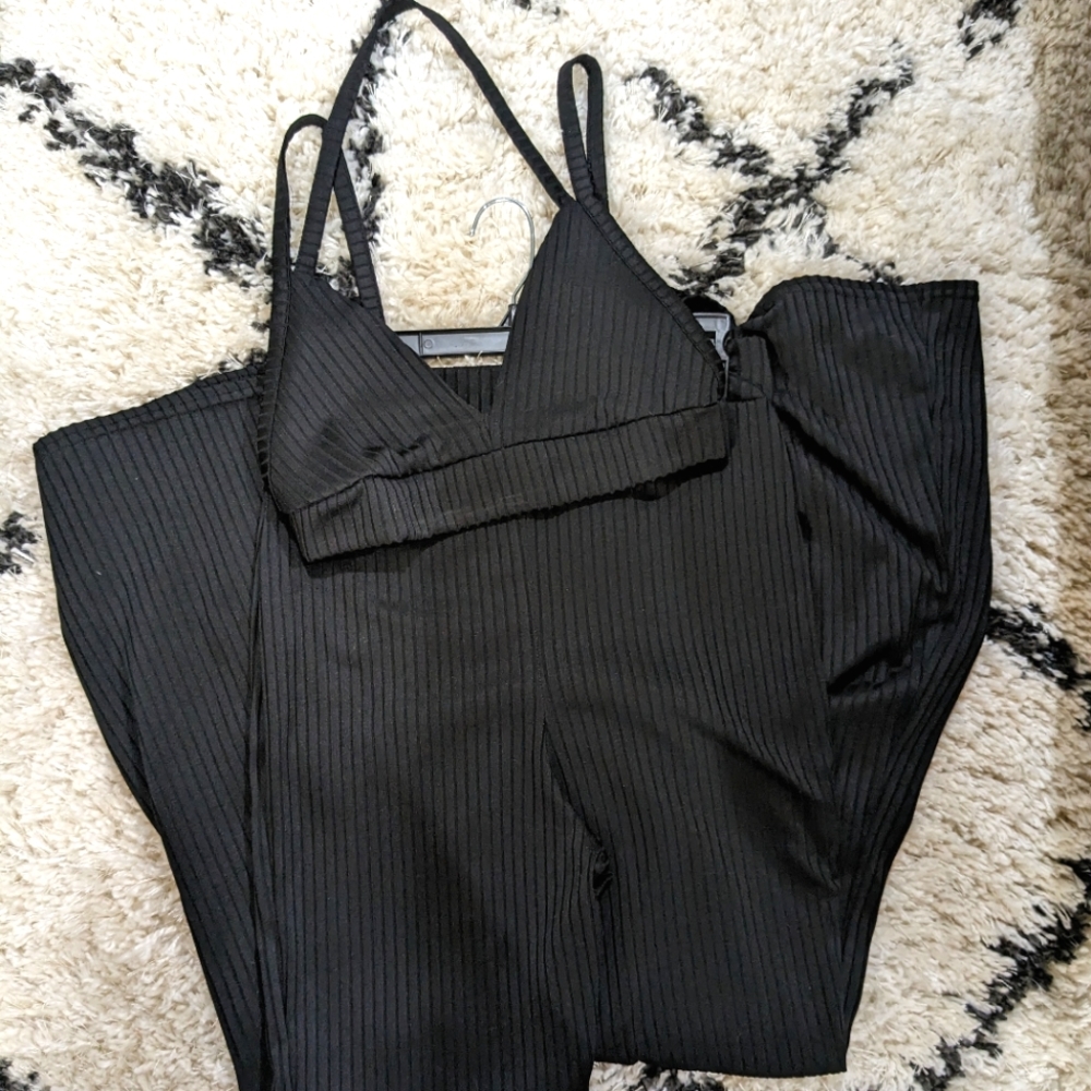 Black 2-piece set